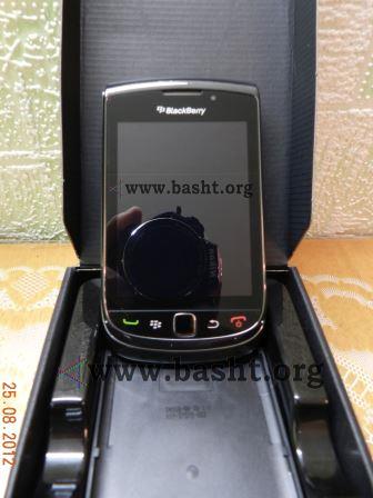 BlackBerry Torch 9800 002