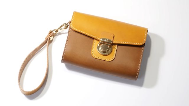 leather-pouch-bitchen-001-thumbs