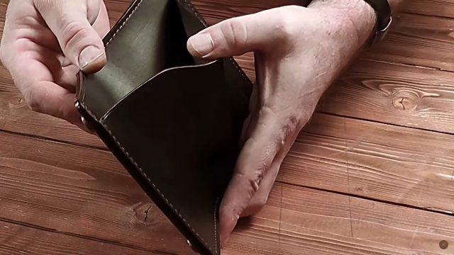 mens leather wallet for documents and money 005 thumbs