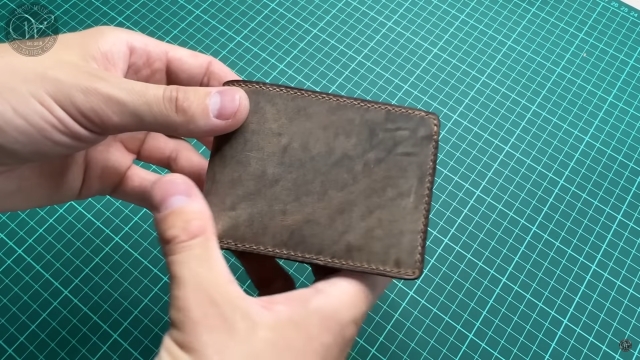 bi-fold-wallet-wild-leather-craft-001-thumbs