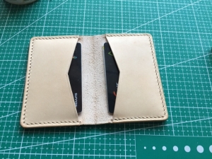 Free cardholder pattern CW-A1 from leathercove