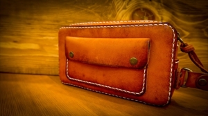 Free handbag pattern from Outterra Leather