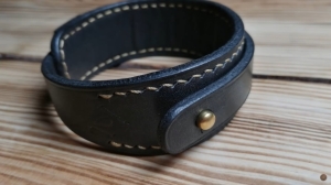 Free Leather Bracelet Template by Max L'ermite