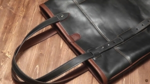 Free template Leather shopping bag by Max L'ermite