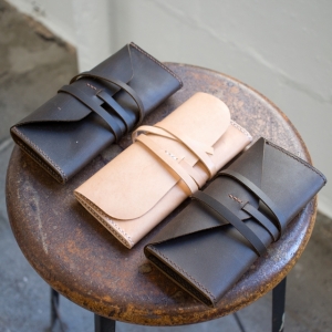 Free Template Plain Pleated Leather Clutch by Makesupply Leather