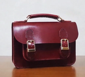 Бесплатный шаблон мини сумки Satchel (барсетка) от 취미가죽이네