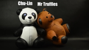 Free pattern brown bear and panda leather toy by LeatherHub