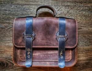 Free pattern Briefcase from Gray Wolf