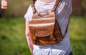 Free backpack pattern from TreeHouseLeather HM