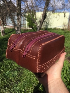 Free pattern of a cosmetic bag with two compartments from Mark Nikolai Leather