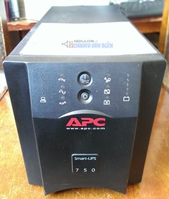 Replacing the battery in the UPS APC 010
