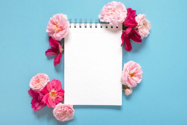template with blank notepad and roses thumbs