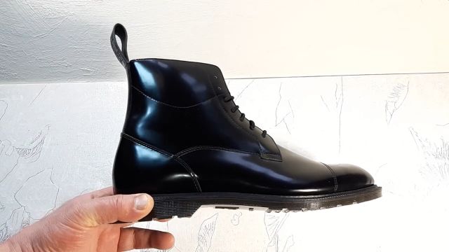 review-of-dr-martens-winchester-aw501-boots