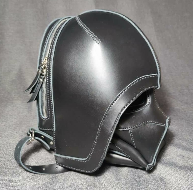 backpack helmet darth vader 003 thumbs