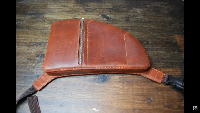 leather sling bag andrew karpov 005 thumbs