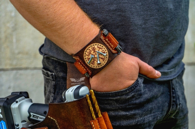 leather drill holster by creative awl 004 thumbs