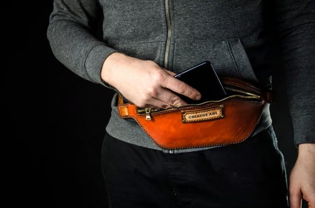 waist bag creativeawl 002 thumbs