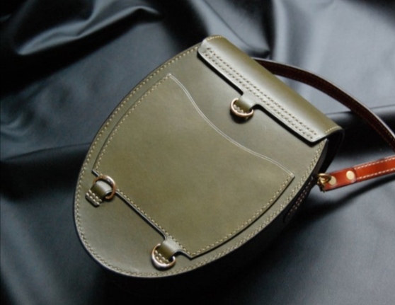 small leather womens handbag backpack transformer on the shoulder 008