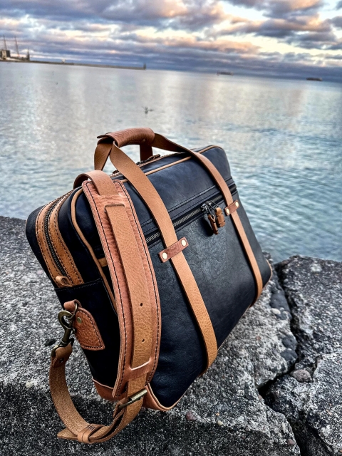 laptop messenger briefcase mgleatherpatternpdf 006 thumbs