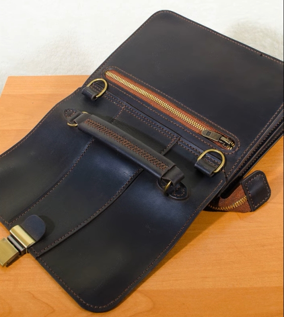 cross body bag from salamandra leather craft 001 thumbs