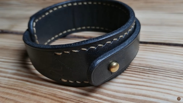 leather bracelet max lermite 002 thumbs