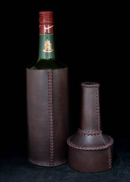 leather pattern bottle cover grande 004