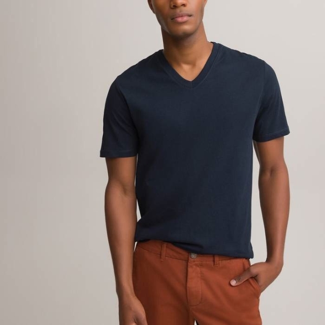 t-shirt-for-men-with-a-v-neck-thumbs