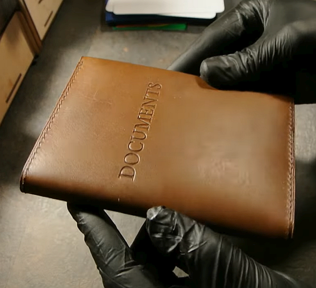 document wallet by tissoleather 01 thumbs