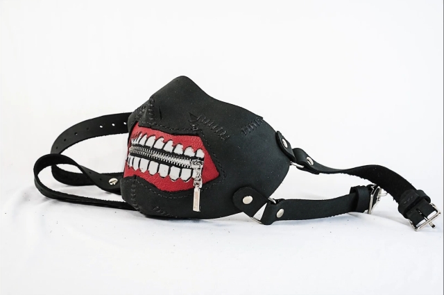smiling zipper mask paintyee 002 thumbs