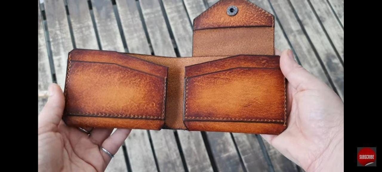 Free sewing pattern for men's bifold wallet from Eleana Workshop