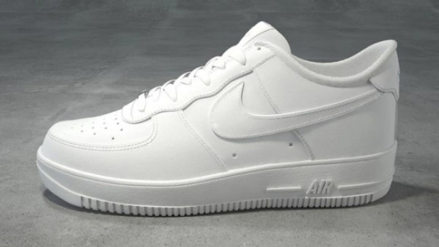 sneakers and trainers 005