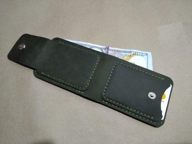 simple wallet 004 thumbs