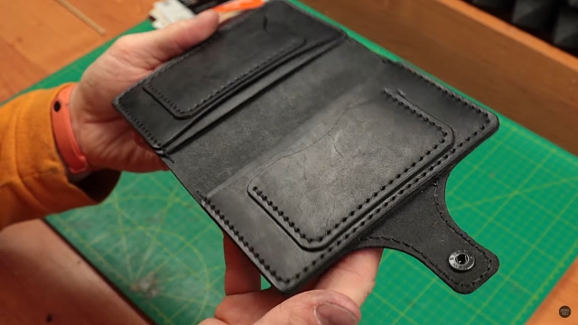 simple document wallet 003 thumbs