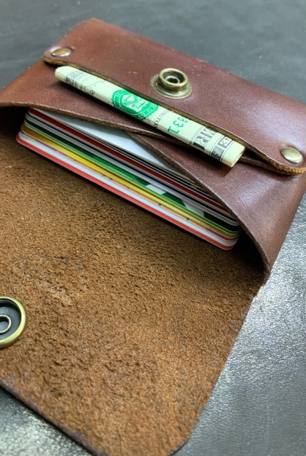 seamless wallet from royko leathercraft 003 thumbs