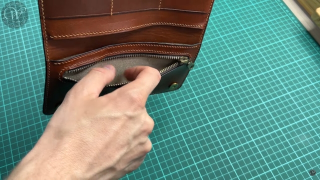 bi fold wallet long wild leather craft 004 thumbs