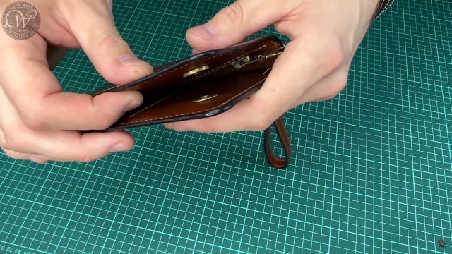 bi fold wallet long wild leather craft 010 thumbs