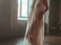 beautiful-students-260924-260924-001