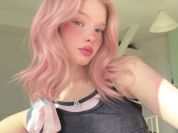 beautiful-students-260924-260924-001