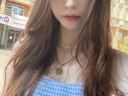beautiful-students-260924-260924-001