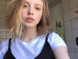 beautiful-students-260924-260924-001
