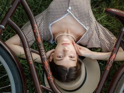 beautiful-students-260924-260924-001