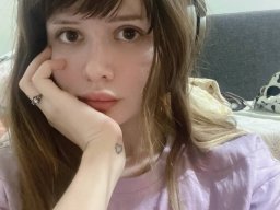 beautiful-students-260924-260924-001