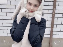 beautiful-students-260924-260924-001