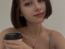 beautiful-students-260924-260924-001