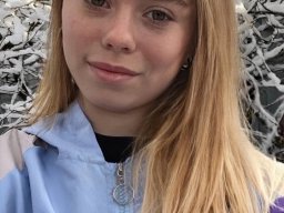 beautiful-students-260924-260924-003