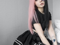 beautiful-students-260924-260924-003