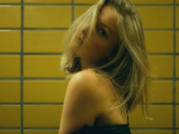 beautiful-students-260924-260924-003