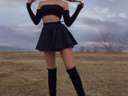beautiful-students-260924-260924-003
