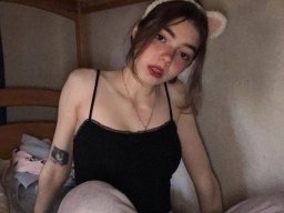 beautiful-students-260924-260924-003