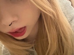 beautiful-students-260924-260924-003